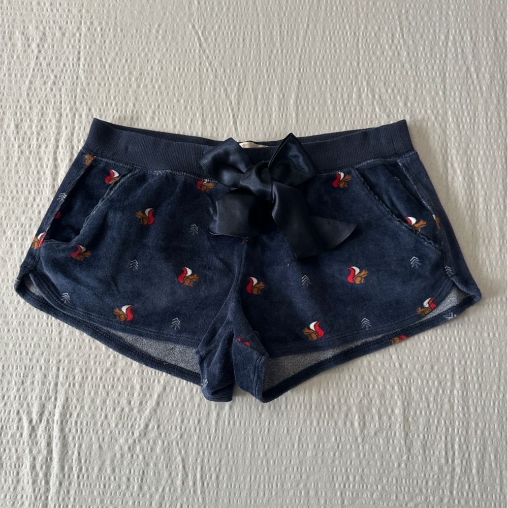 Abercrombie & Fitch Navy Velour Pajama Shorts Squirrel Embroidery Satin Bow S